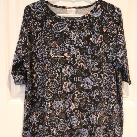 2/$30 🏷 Lularoe Black with Paisley Floral Irma  Size XS - Picture 2 of 3